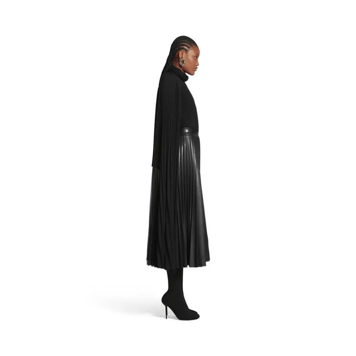 Women Dresses and Skirts Balenciaga Pleated Skirt In Black