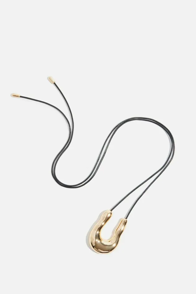 Women Dynamite Necklaces U Pendant Necklace Yellow