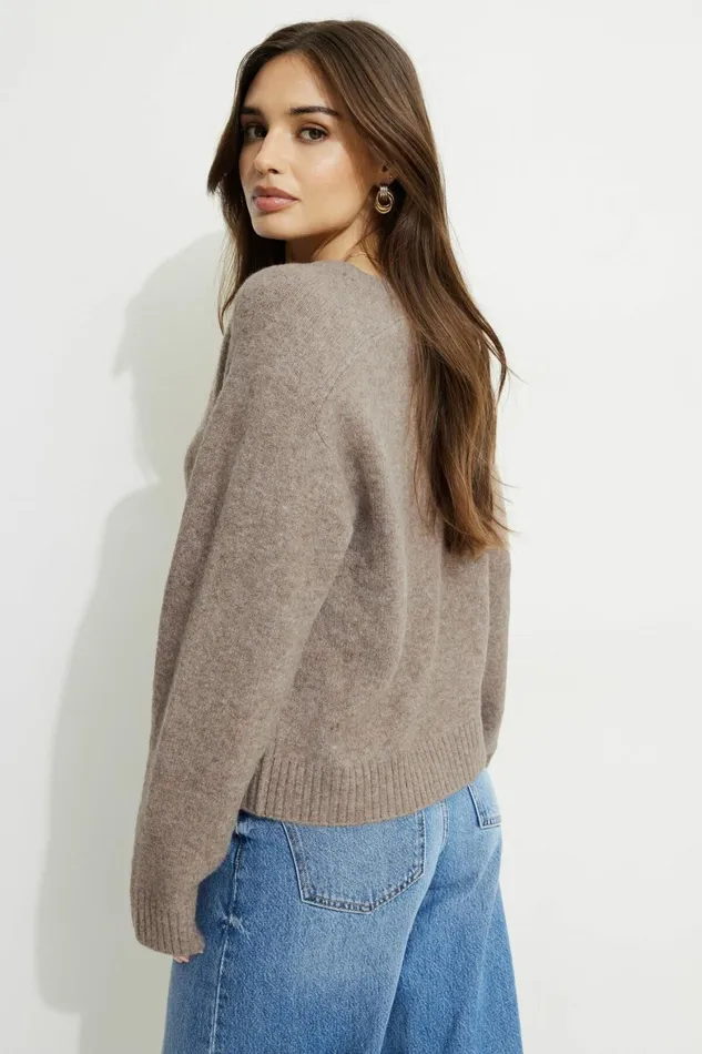 Women Dynamite Tops Heavenlyarn VNeck Sweater Brown