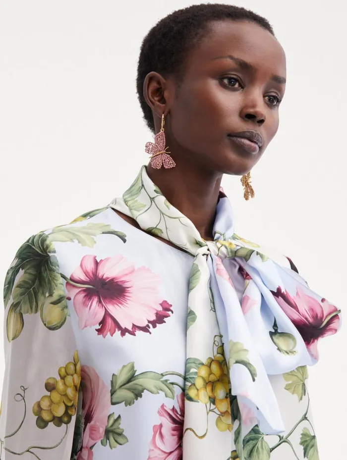 Women Fig and Grapes Silk Chiffon Blouse Multi Oscar De La Renta Blouses and Knits Women Fig and Grapes Silk Chiffon Blouse Multi Oscar De La Renta Blouses and Knits