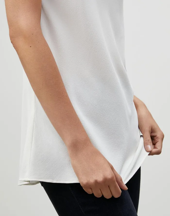 Women Lafayette 148 New York Blouses and Shirts Plussize Lightweight Sandwashed Silk Eva Bias Tank Cloud