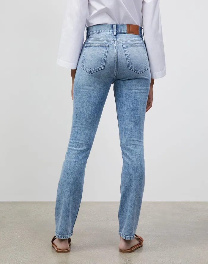 Women Lafayette 148 New York Denim Reeve Straight Jean In L148 Authentic Denim Stonewash Blue