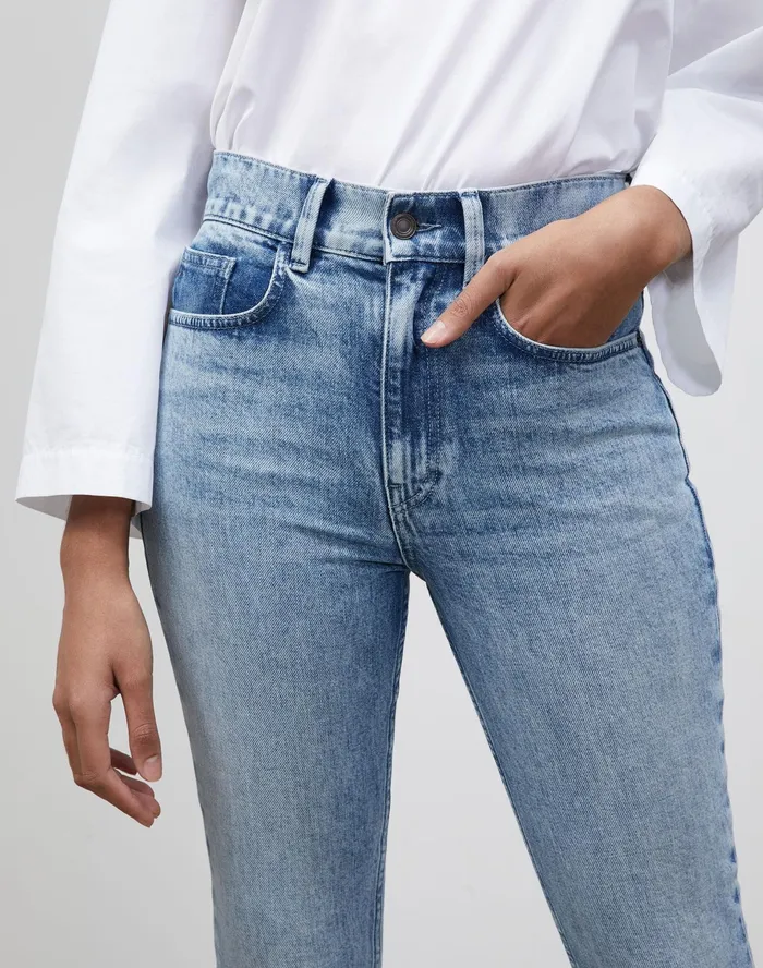 Women Lafayette 148 New York Denim Reeve Straight Jean In L148 Authentic Denim Stonewash Blue