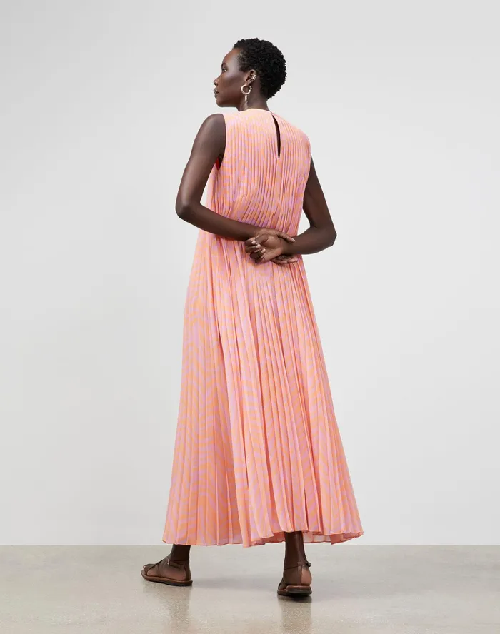 Women Lafayette 148 New York Dresses Willow Maxi Dress In Zevron Print Georgette Dahlia Multi