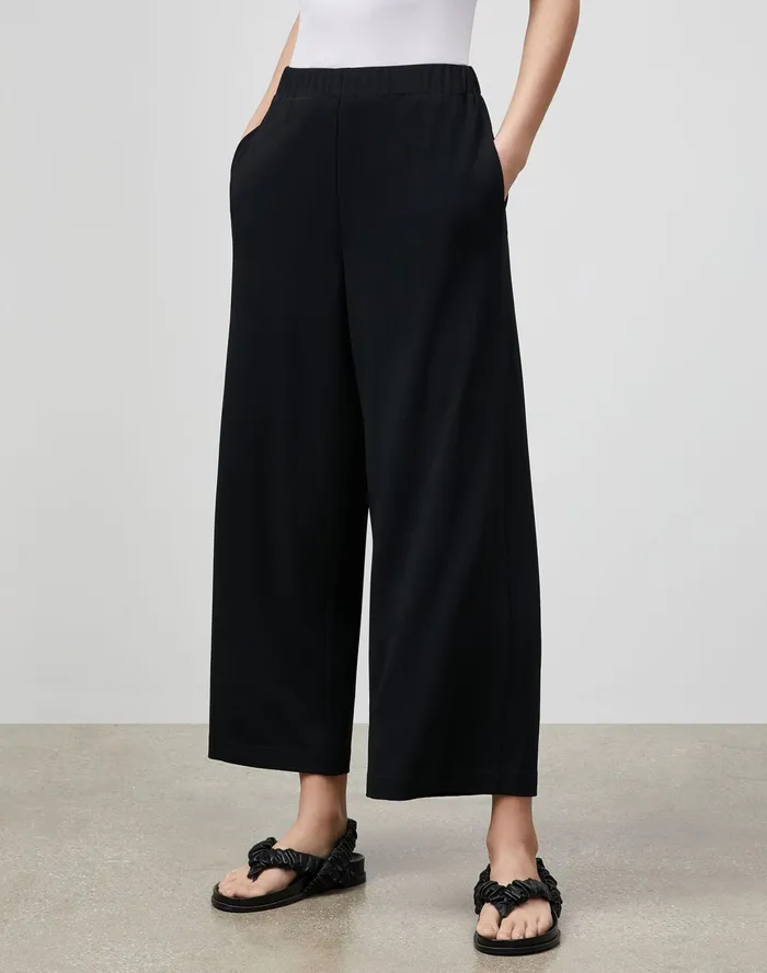 Women Lafayette 148 New York Pants and Shorts Riverside Cropped Pant In Midweight Matte Jersey Black Women Lafayette 148 New York Pants and Shorts Riverside Cropped Pant In Midweight Matte Jersey Black