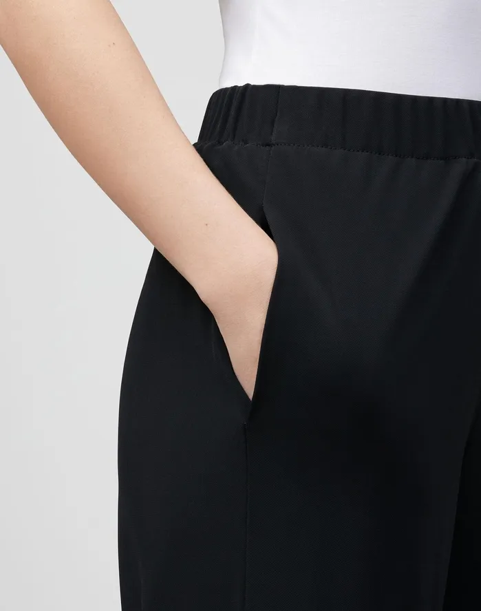 Women Lafayette 148 New York Pants and Shorts Riverside Cropped Pant In Midweight Matte Jersey Black