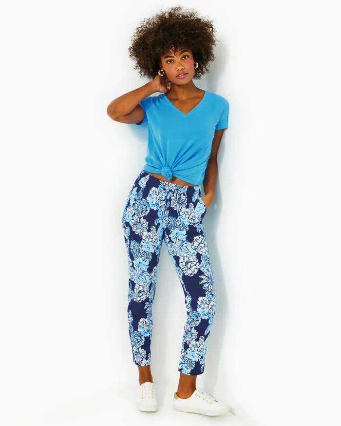 Women Lilly Pulitzer Bottoms 28034 Emora Knit Pant Low Tide Navy Bouquet All Day Women Lilly Pulitzer Bottoms 28034 Emora Knit Pant Low Tide Navy Bouquet All Day
