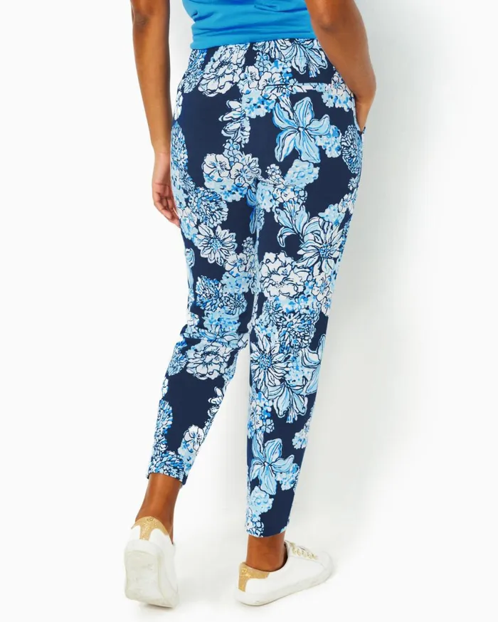 Women Lilly Pulitzer Bottoms 28034 Emora Knit Pant Low Tide Navy Bouquet All Day Women Lilly Pulitzer Bottoms 28034 Emora Knit Pant Low Tide Navy Bouquet All Day