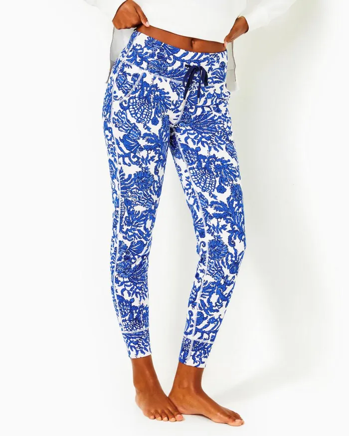 Women Lilly Pulitzer Bottoms UPF 50 Luxletic 28 Multi Hot On The Vine Women Lilly Pulitzer Bottoms UPF 50 Luxletic 28 Multi Hot On The Vine