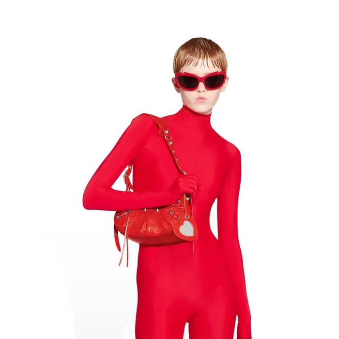 Women Shoulder Bags Balenciaga Le Cagole Xs Shoulder Bag In Red