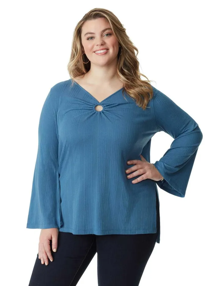 Women Tops and Tees Jessica Simpson Jasleen Top In Sargasso Sea