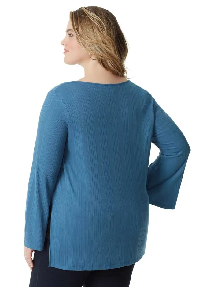Women Tops and Tees Jessica Simpson Jasleen Top In Sargasso Sea