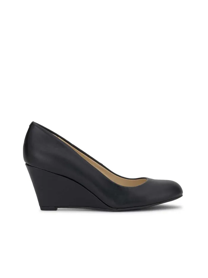 Women Wedges Jessica Simpson Sampson Wedge In Black