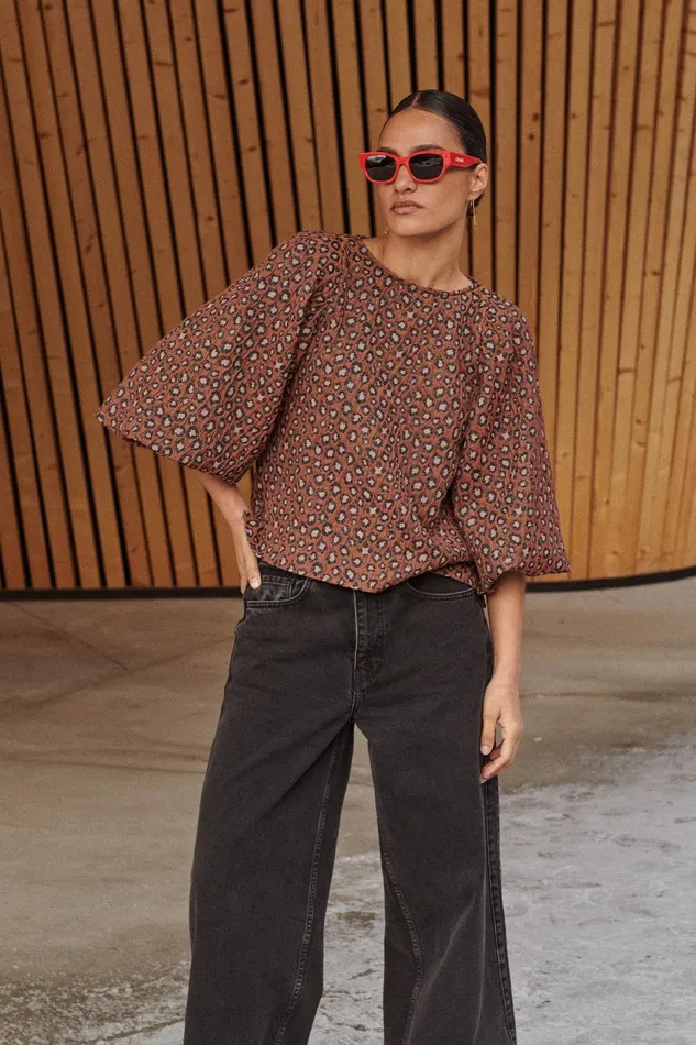 Women Zasu Jacquard Blouse Brown Panter Print Bybar Blouses Women Zasu Jacquard Blouse Brown Panter Print Bybar Blouses