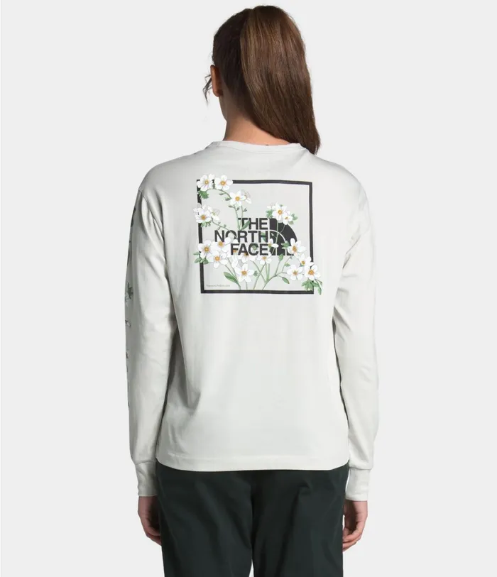 Womens Long Sleeve Himalayan Bottle Source Tee Light Tin Grey The North Face TShirts Womens Long Sleeve Himalayan Bottle Source Tee Light Tin Grey The North Face TShirts